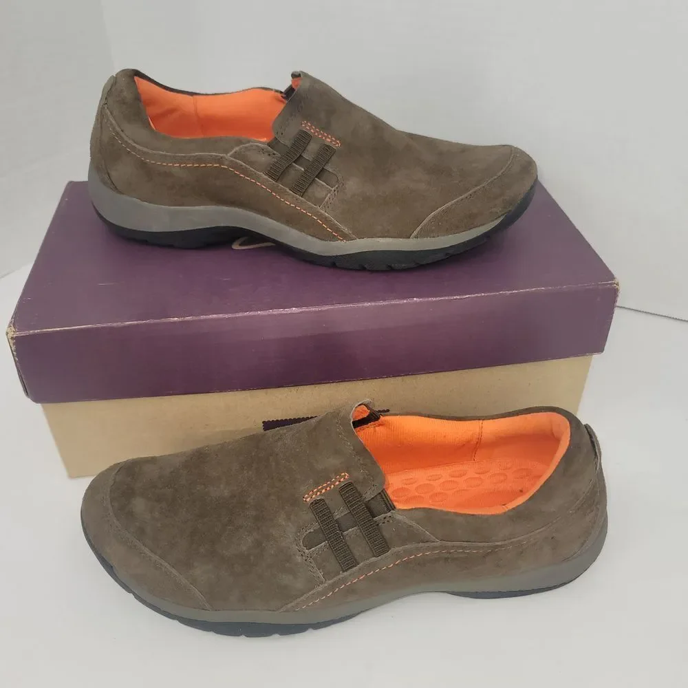 Clarks Verdict Graham Brown Nubuck Leather Loafer Women Size 11  Business Casual